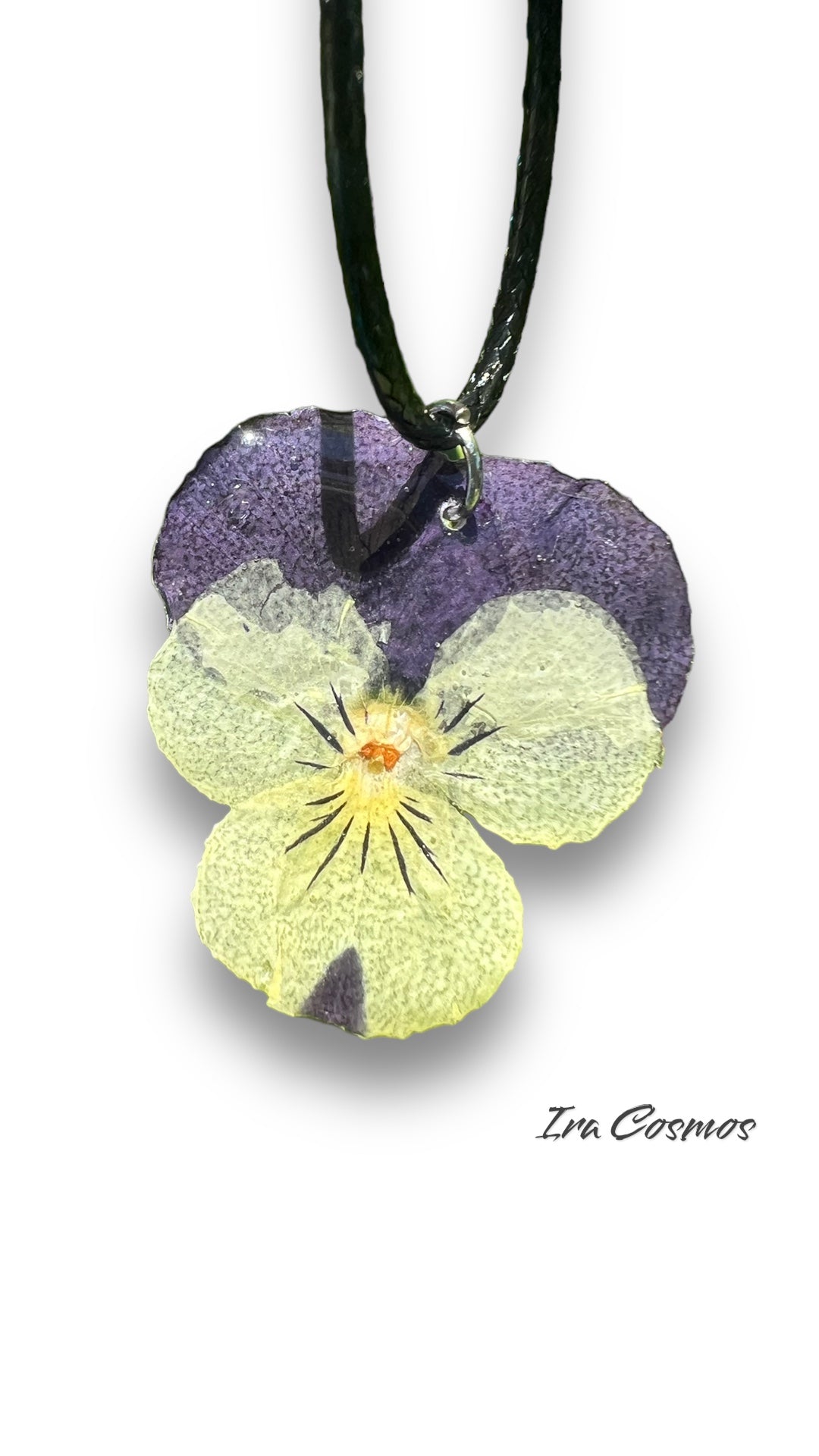 Viola necklace